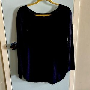 Vince size small cashmere sweater